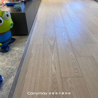 Carrymay-海島實木-1502-歐洲白腊-銀月光5